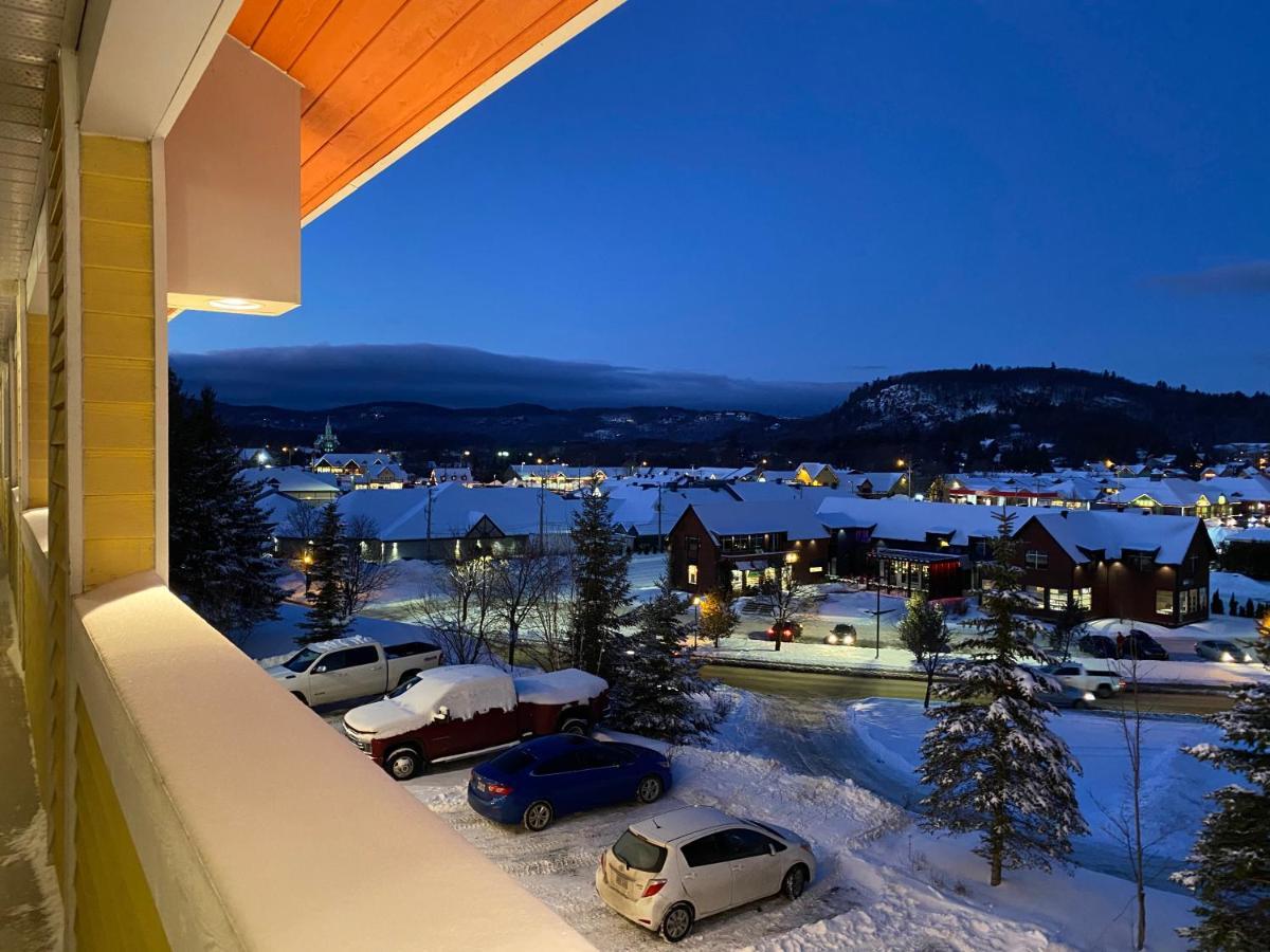 Hotel And Suites Les Laurentides サン・ソヴェ－ル・デ・モン エクステリア 写真